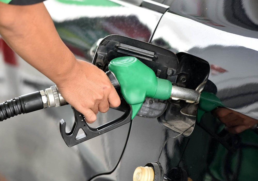 Gobierno gasta 71.1 mil mdp para contener precios de gasolina