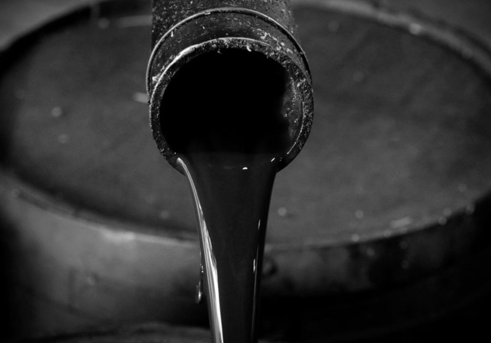 Petróleo sube 5% ante preocupación por la invasión de Ucrania