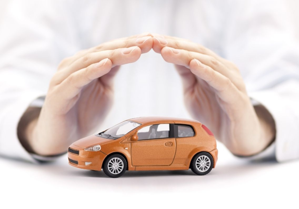 ¿Cuándo se paga el deducible de un auto y cómo se calcula?