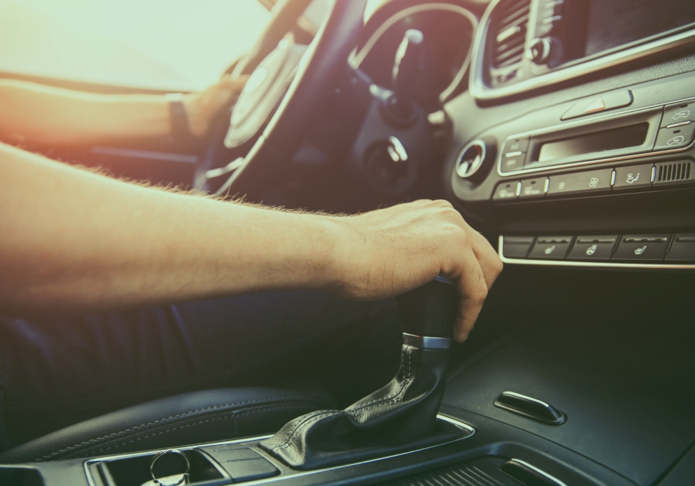 Hábitos que dañan la transmisión automática de tu auto