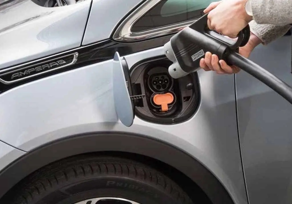 ¿Por qué los autos eléctricos pondrán ‘en jaque’ al sistema de electricidad en México (SEN)?