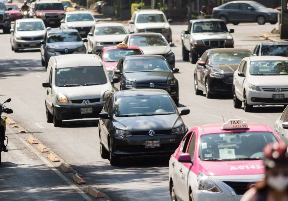 Cuánto cuestan las placas y la tenencia de un auto nuevo en 2024