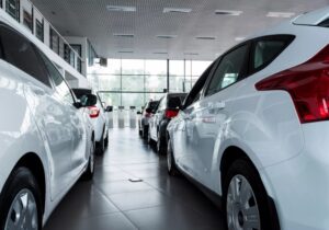 México se acerca al top 10 global de ventas de autos, afirman analistas